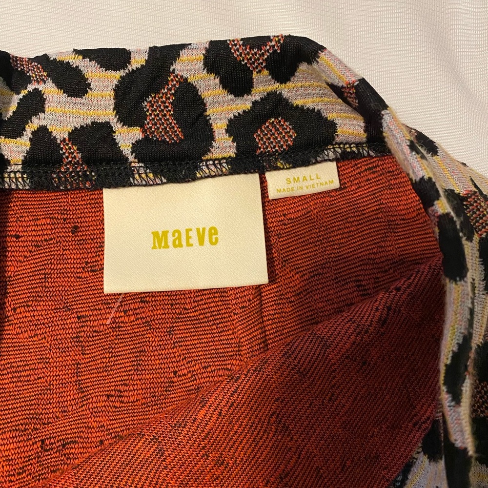 Leopard print skirt. Size small.